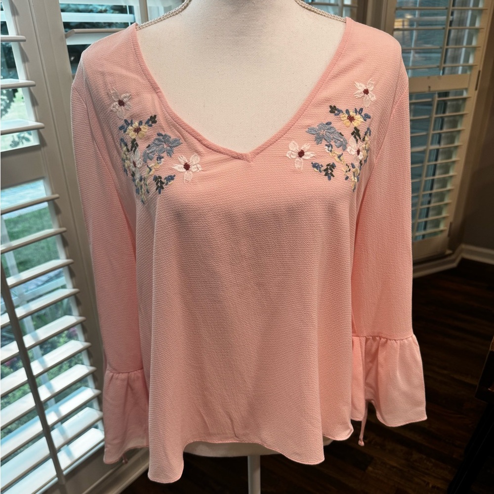 Takara embroidered women's top